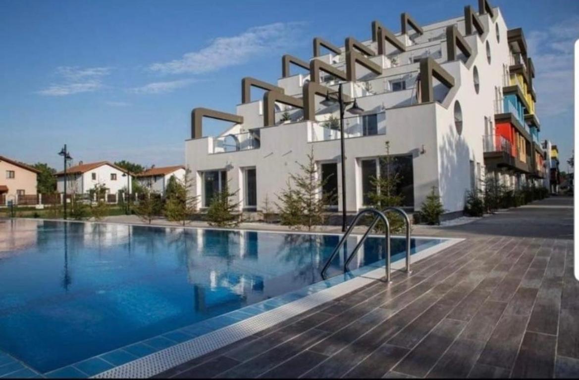 Terrace Apartments Otopeni ! ภายนอก รูปภาพ